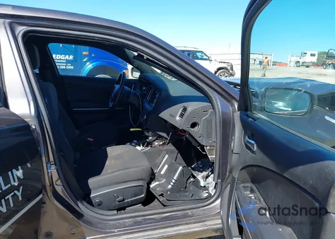 2023 Dodge Charger Police Rwd z USA, uszkodzony, nr VIN 2C3CDXAT2PH513408